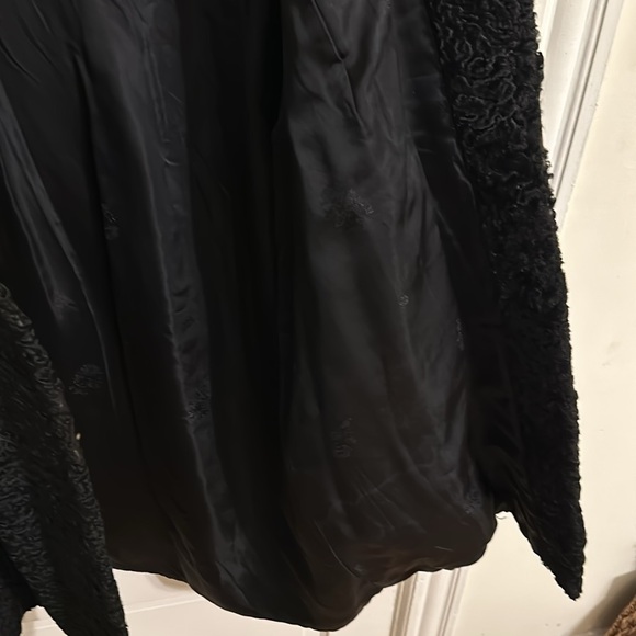 Vintage Persian Lambswool and Mink Coat - Picture 6 of 11